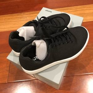 Atoms Model 000 Sneakers